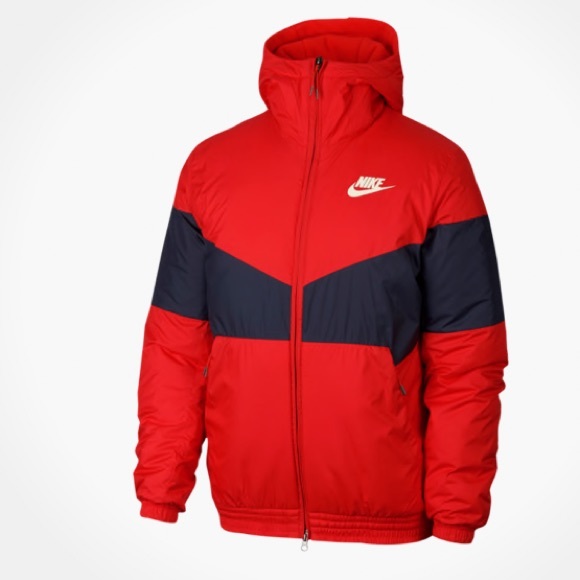 nike synthetic fill hooded jacket